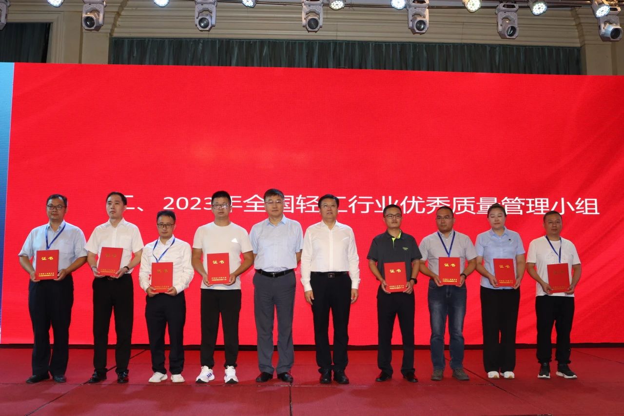 1723606175320756.jpg 1723606175320756.jpg