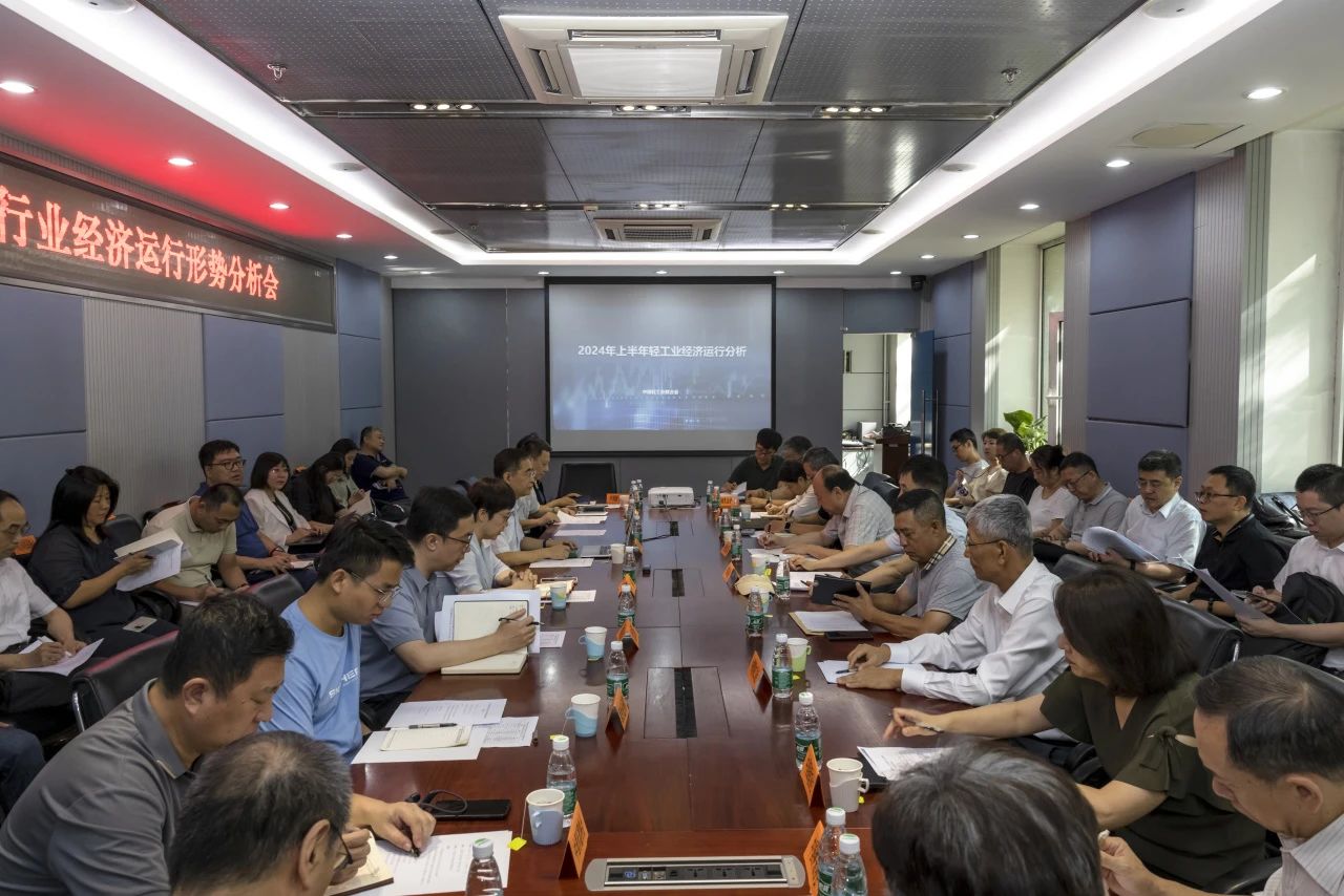 1725422733564363.jpg 1725422733564363.jpg