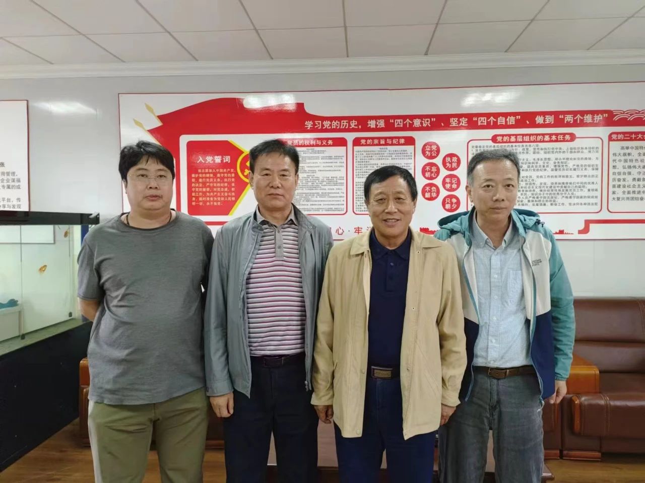 1728962009972648.jpg 1728962009972648.jpg