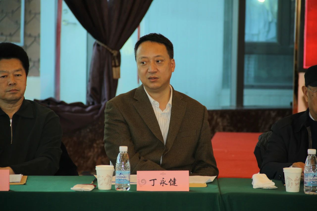 1737424707855393.jpg 1737424707855393.jpg