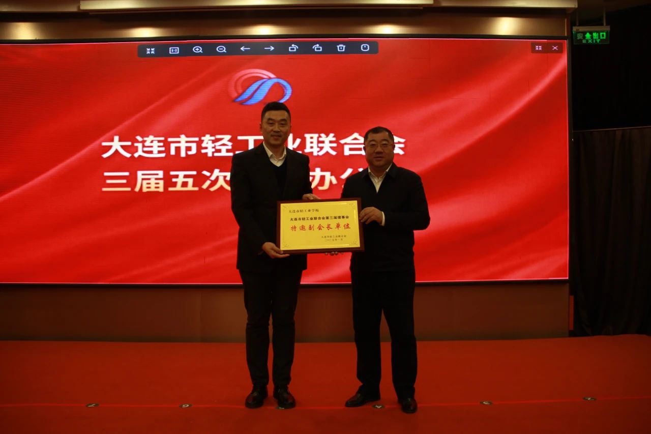 1737425022389942.jpg 1737425022389942.jpg